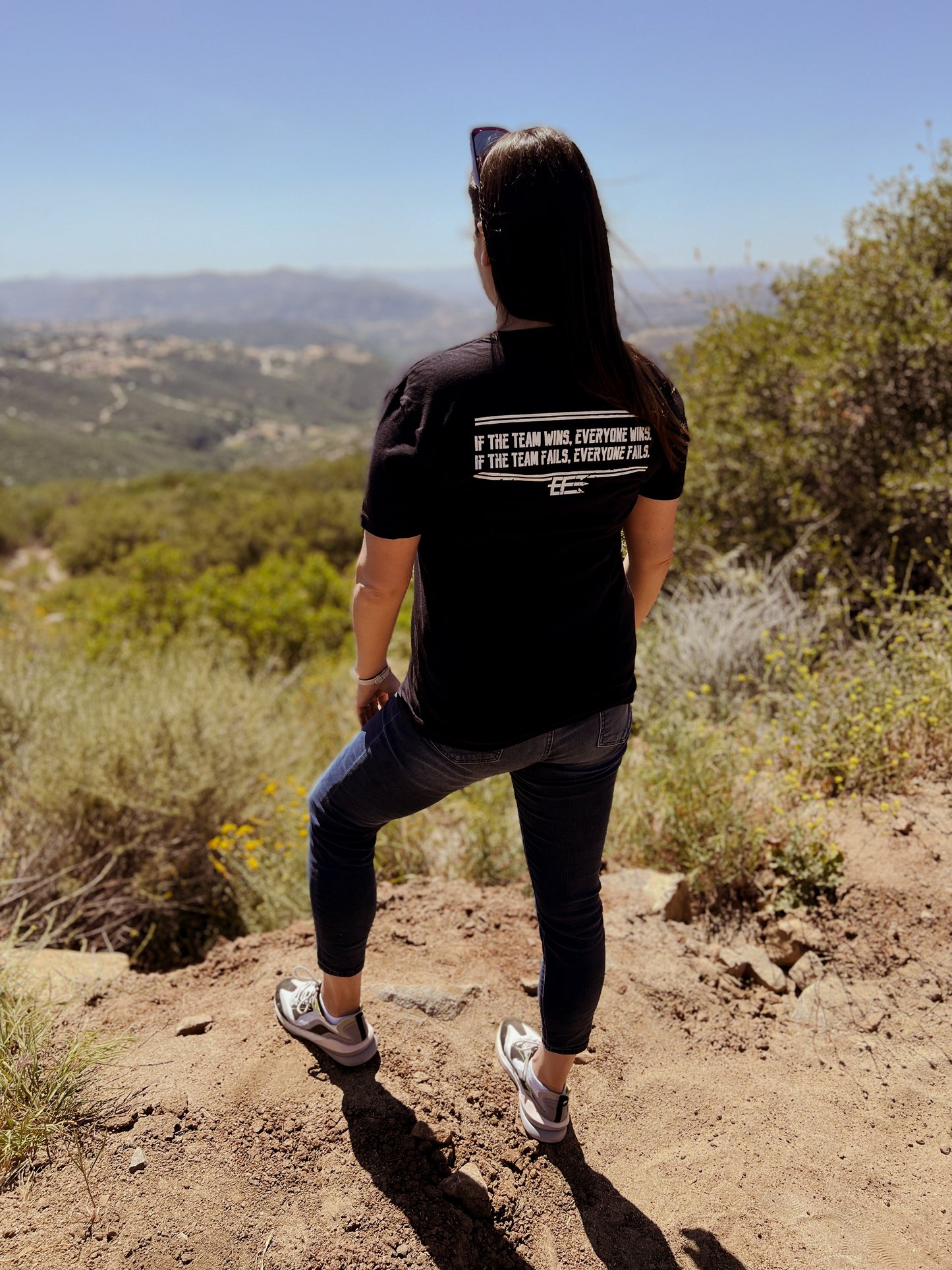 T-Shirt - Cover & Move